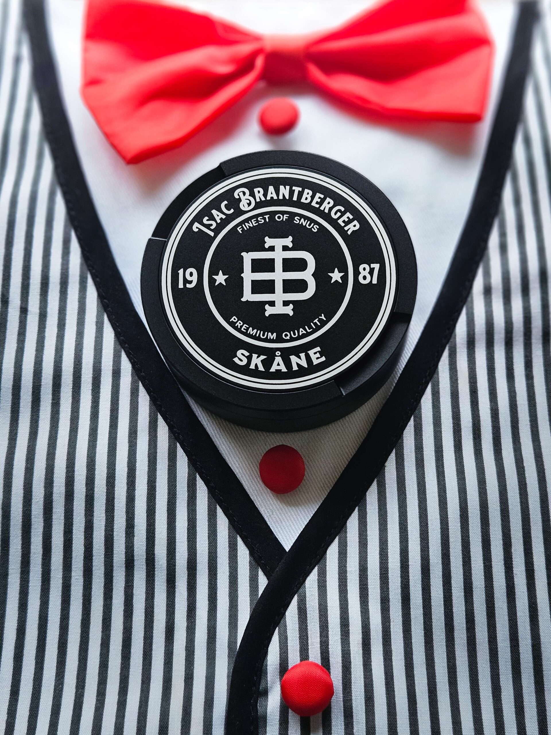 Personlig snusdosa Monogram linjart Svart scaled